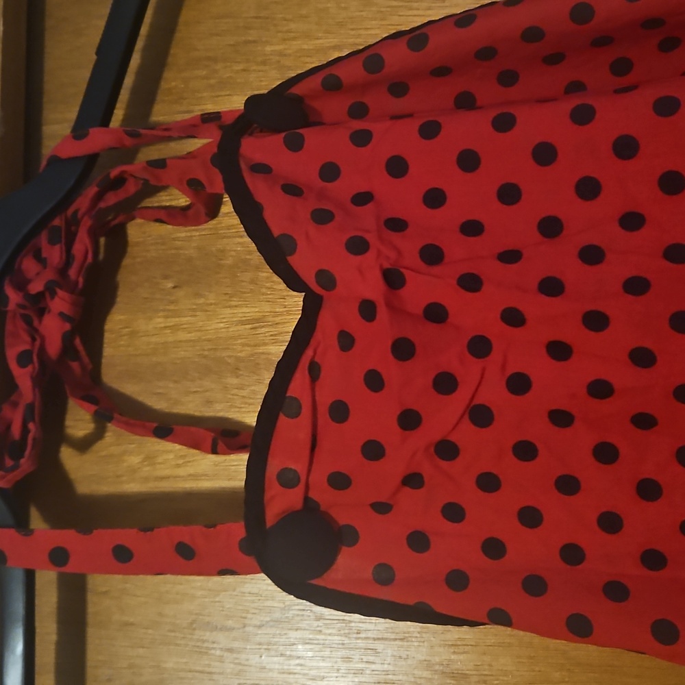 Apron - Picture 2 of 6